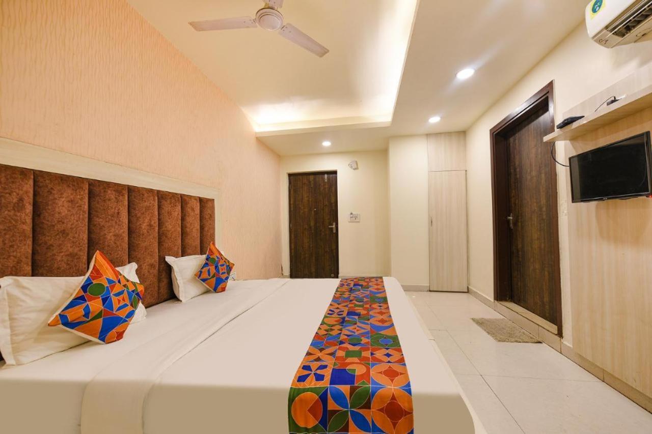 Anglex New Delhi