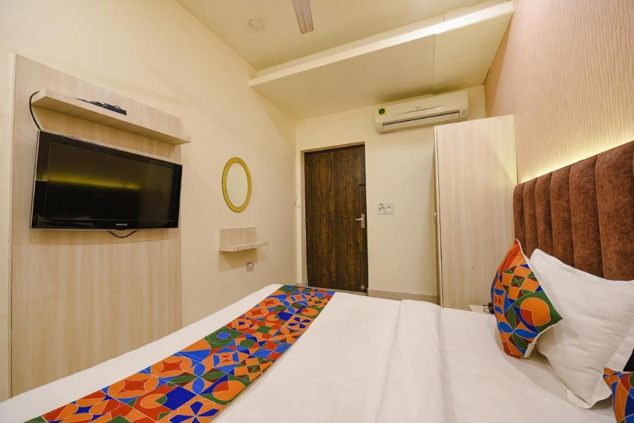 Hotel Anglex New Delhi
